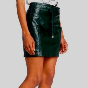Revolve Marc by Marc Jacobs leather skirt 💥 new size 4